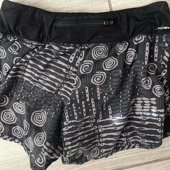 Saucony Running Shorts Patterned Bundle Size XS EUC - Picture 13 of 13